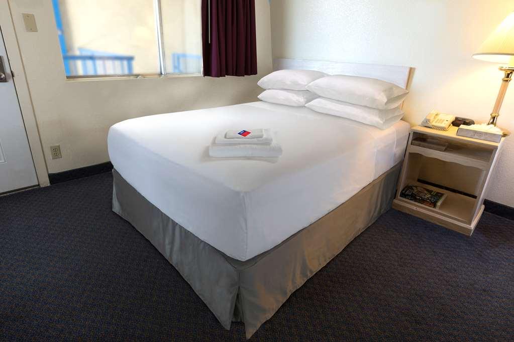 Americas Best Value Inn Holly Springs Pokoj fotografie