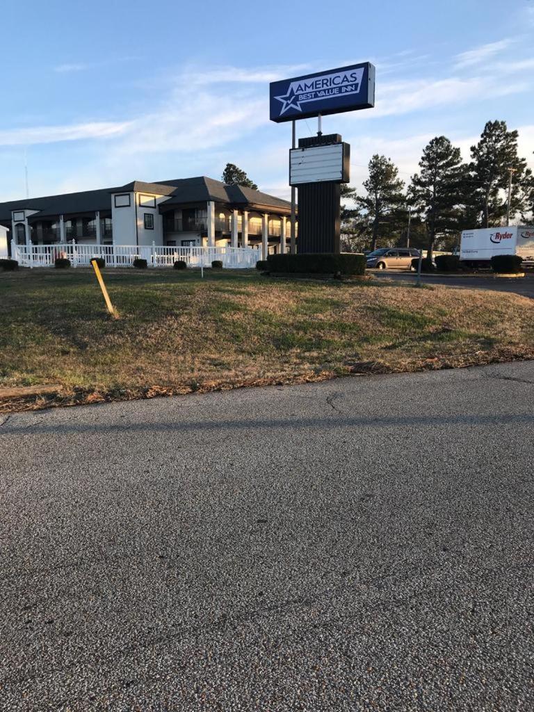 Americas Best Value Inn Holly Springs Exteriér fotografie